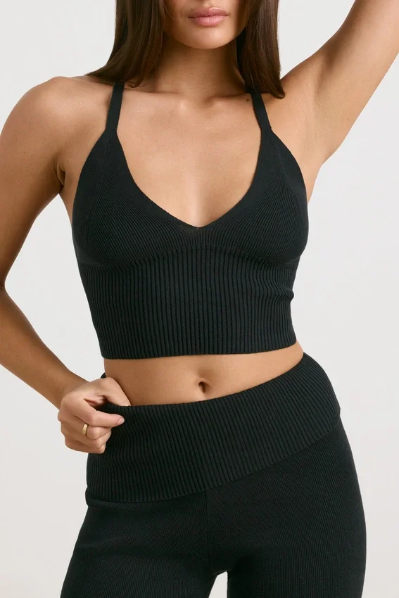 Tanktop i grovstickat i svart Tanktop i grovstickat i svart