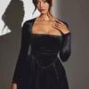 Tera Velvet långärmad korsettminiklänning i jetblack Tera Velvet långärmad korsettminiklänning i jetblack