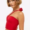 Tesia Slinky Jersey Rose Detail Asymmetric Top i scharlakansrött Tesia Slinky Jersey Rose Detail Asymmetric Top i scharlakansrött