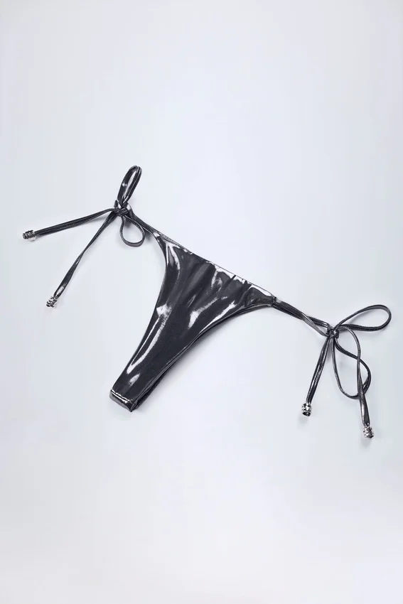 Tierra stringbikinibyxor i silverkrom Tierra stringbikinibyxor i silverkrom