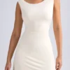 Tigen Off-Shoulder Cowl-Back A-Line Miniklänning i Ivory Tigen Off-Shoulder Cowl-Back A-Line Miniklänning i Ivory