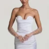 Tirza Ruched Corset Miniklänning i vitt Tirza Ruched Corset Miniklänning i vitt