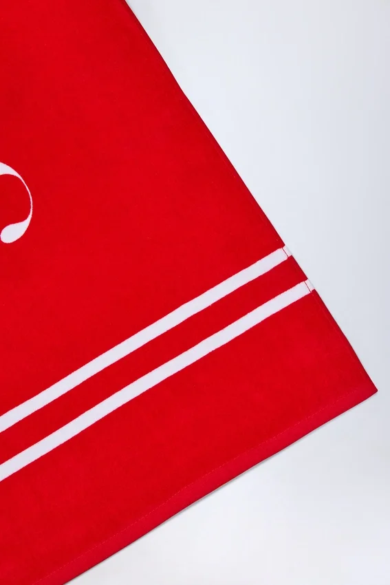 Toalla Logo strandhandduk i eldröd Toalla Logo strandhandduk i eldröd