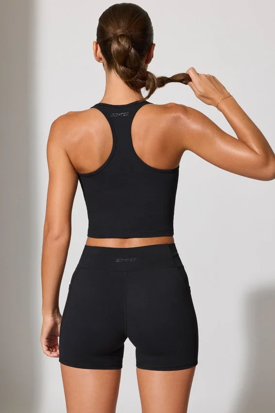 Twist Waist Mini Shorts med fickor i svart Twist Waist Mini Shorts med fickor i svart