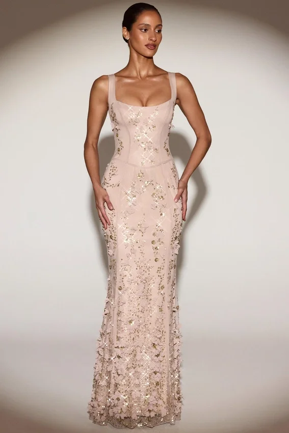 Vasanta Embellished Appliqué Soft-Scoop Corset Gown i guld Vasanta Embellished Appliqué Soft-Scoop Corset Gown i guld