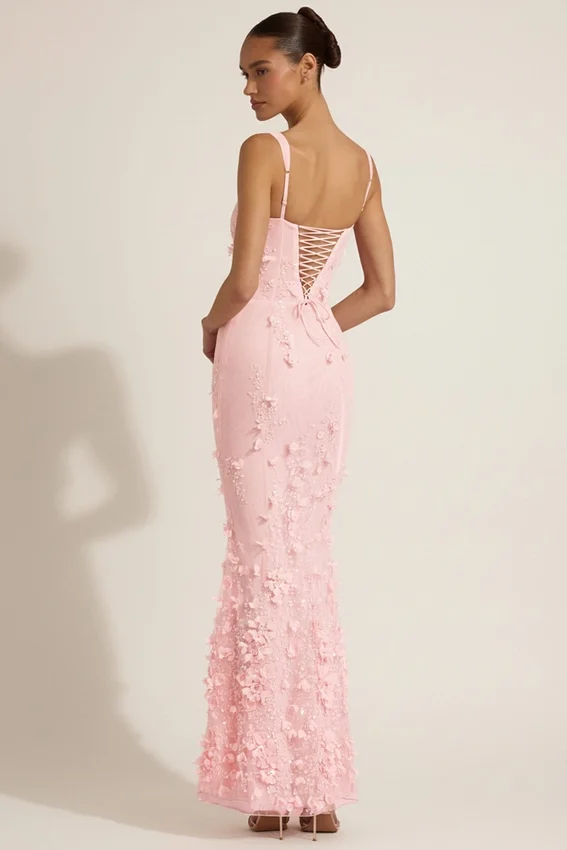Vasanta Embellished Appliqué Soft-Scoop Corset Gown i rosa Vasanta Embellished Appliqué Soft-Scoop Corset Gown i rosa