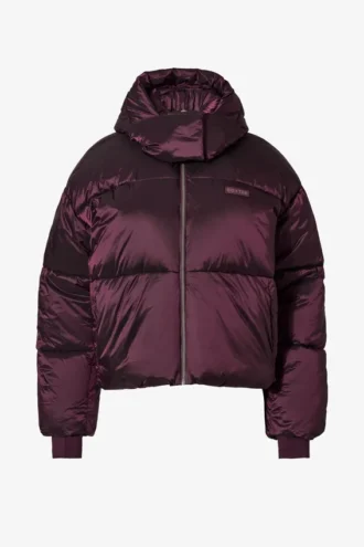Vattentät, kort oversized skidjacka i burgundy Vattentät, kort oversized skidjacka i burgundy