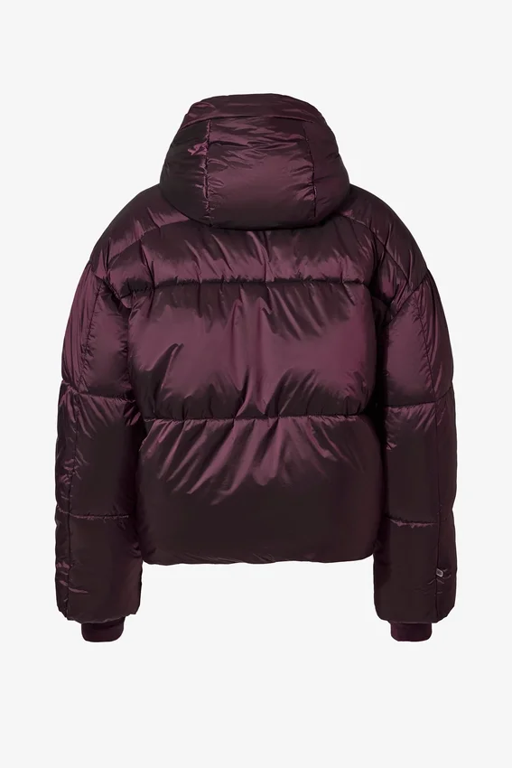 Vattentät, kort oversized skidjacka i burgundy Vattentät, kort oversized skidjacka i burgundy