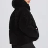 Vattentät, kort oversized skidjacka i svart leopardmönster Vattentät, kort oversized skidjacka i svart leopardmönster