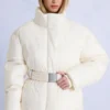 Vattentät oversized skidjacka med bälte i färgen Ice Vattentät oversized skidjacka med bälte i färgen Ice