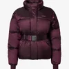 Vattentät oversized skidjacka med bälte i vinrött Vattentät oversized skidjacka med bälte i vinrött