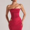 Veda Bandeau Bodycon Miniklänning i körsbärsrött Veda Bandeau Bodycon Miniklänning i körsbärsrött