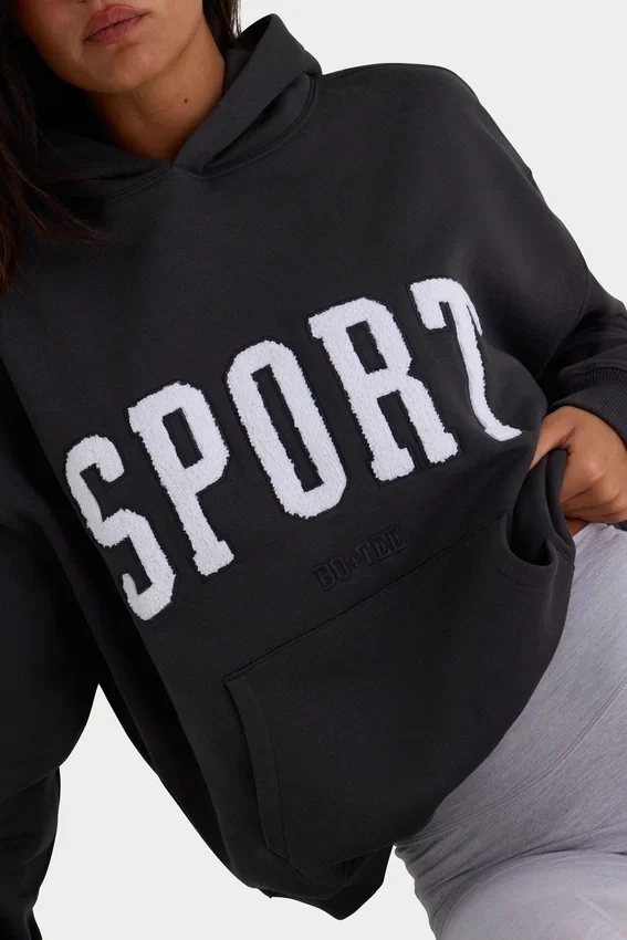 Överdimensionerad hoodie i mjuk bomullsfleece i svart Överdimensionerad hoodie i mjuk bomullsfleece i svart