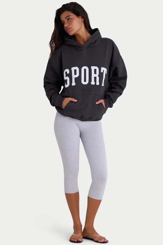 Överdimensionerad hoodie i mjuk bomullsfleece i svart Överdimensionerad hoodie i mjuk bomullsfleece i svart
