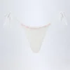 Vernazza Broderie Anglaise stringbikinibyxor med knytband i sidorna i vitt Vernazza Broderie Anglaise stringbikinibyxor med knytband i sidorna i vitt
