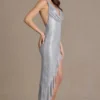 Vivienne Premium Embellished Plunge Asymmetric Maxi Klänning i silver Vivienne Premium Embellished Plunge Asymmetric Maxi Klänning i silver