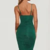 You’re My Type Cowl Neck Ruched Bodycon Midi Klänning i grönt You’re My Type Cowl Neck Ruched Bodycon Midi Klänning i grönt