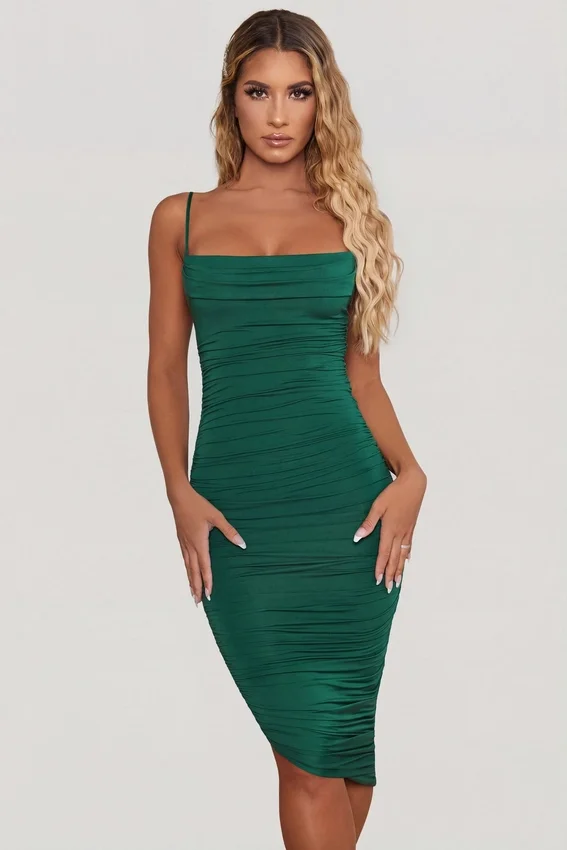 You’re My Type Cowl Neck Ruched Bodycon Midi Klänning i grönt You’re My Type Cowl Neck Ruched Bodycon Midi Klänning i grönt