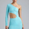 Zanab Metallic Cut-Out One-Shoulder Miniklänning i isblått Zanab Metallic Cut-Out One-Shoulder Miniklänning i isblått