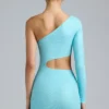 Zanab Metallic Cut-Out One-Shoulder Miniklänning i isblått Zanab Metallic Cut-Out One-Shoulder Miniklänning i isblått