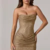 Zara Miniklänning med bandeau-top och draperad midja i guld Zara Miniklänning med bandeau-top och draperad midja i guld