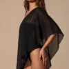 Zarayah Sheer Poncho i svart Zarayah Sheer Poncho i svart