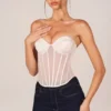Zoa bandeau-korsetttop med snörning i ivory Zoa bandeau-korsetttop med snörning i ivory