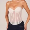 Zoa bandeau-korsetttop med snörning i ivory Zoa bandeau-korsetttop med snörning i ivory