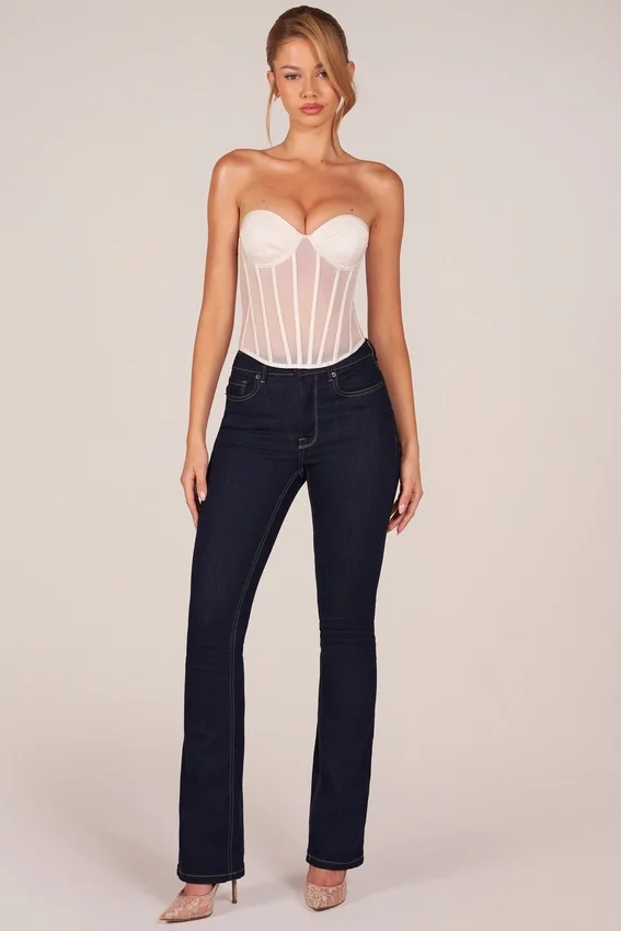 Zoa bandeau-korsetttop med snörning i ivory Zoa bandeau-korsetttop med snörning i ivory