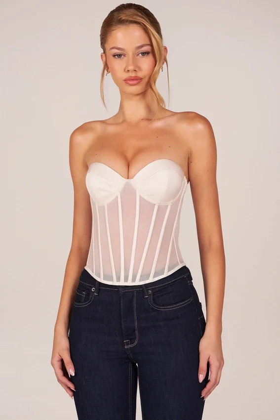 Zoa bandeau-korsetttop med snörning i ivory Zoa bandeau-korsetttop med snörning i ivory