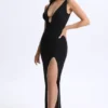 Zora Modal Plunge Cut-Out Maxiklänning i svart Zora Modal Plunge Cut-Out Maxiklänning i svart